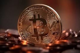 Aufgrund einer Reihe von Betrugsfällen im Zusammenhang mit angeblichen Geldanlagen in Binären Optionen, Kryptowährungen und ähnlichen Finanzprodukten mit einem Gesamtschaden im sechsstelligen Euro-Bereich, warnt die Kriminalpolizei vor Angeboten dieser Anlageformen, wenn diese im Internet offeriert werden.