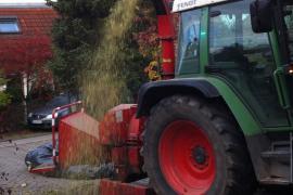 Die Stadt Puchheim bietet auch in diesem Jahr wieder einen kostenlosen Häckseldienst an. Gehäckselt wird am Freitag, 20. November. Die schriftliche Anmeldung ist bis Montag, 16. November, möglich.