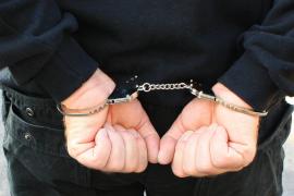 Vergangene Woche wurde ein 34-Jähriger am Bahnhof in Geltendorf Opfer eines Messerangriffs und hierdurch schwer verletzt. Der Tatverdächtige konnte noch vor Ort festgenommen werden und sitzt mittlerweile in Haft. 