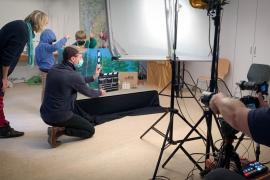 Das zur 6. Gilchinger Kunst- und Kulturwoche im Oktober 2020 initiierte Bastelfilmprojekt der Schule der Fantasie in Kooperation mit dem Fotografen Andreas Wening und der Gemeinde Gilching ist vollendet. 