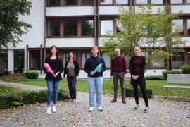 Auf dem Foto (v. l.): Nora Sinani, Birgit Maier, Paul Altenberger, Erster Bürgermeister Norbert Seidl und Michaela Elstner.