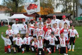 Nachdem es die jüngsten Razorbacks der U11 letzten Samstag bei Finalturnier vorgemacht hatten, holte sich am Sonntag auch die U13 den Titel des Bayerischen Meisters im Flagfootball auf dem Feld.