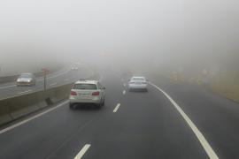 Am Samstag kam es aufgrund von schlechter Sicht am Kreisverkehr der B2 am Pucher Meer gleich zu zwei Verkehrsunfällen. 