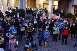 Allerorts finden derzeit Mahnwachen und Kundgebungen statt, um Betroffenheit und Solidarität rund um die Ereignisse in der Ukraine zu zeigen. 