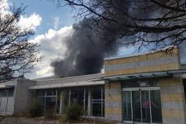 Am Mittwoch, dem 06.04.2022 kam es gegen 16:50 in der Landsberger Straße in Germering zu einer starken Rauchentwicklung. 