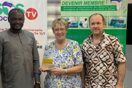 Sein 17-jähriges Vereinsbestehen hat der togoische Ärzteverein Aimes-Afrique zum Anlass genommen, einige Auszeichnungen zu vergeben. Aktion PiT-Togohilfe e.V. , der mit Aimes-Afrique seit 2015 intensiv zusammen arbeitet, wurde ebenfalls mit einem Preis bedacht.