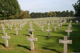 Die Soldatinnen und Soldaten des Fliegerhorstes führen am 17. und 24. Oktober in der Zeit von 16.00 bis 21.00 Uhr eine Haus- und Straßensammlung in Fürstenfeldbruck zu Gunsten des Volksbundes Deutsche Kriegsgräberfürsorge e.V. durch.  