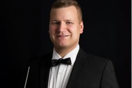 - Sebastian Saffer ist seit Februar neuer Dirigent der Blasmusik Schöngeising. Er war bereits in drei Orchestern und mehreren Bläserklassen als musikalischer Leiter tätig. 