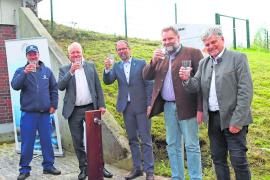Von links: Friedrich Popp, Martin Einertshofer, Stefan Joachimsthaler, Peter Münster, Andreas Magg, Martin Schäfer, Roland Schmid, Thomas Mösl.