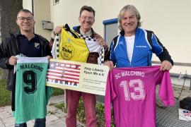 In Zukunft dürften sich jugendliche Fußballerinnen und Fußballer aus dem afrikanischen Liberia freuen, in Fußball-Jugendtrikots des SC Malching gegeneinander anzutreten. Liberia in Westafrika ist eines der ärmsten Länder der Erde und eher unbekannt. Dennoch gibt es im Landkreis Fürstenfeldbruck den Hilfsverein „Help Liberia“, der von Thomas Böhner geleitet wird.