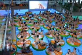Am Samstag, 16. November 2024 findet in der Zeit von 15 - 19 Uhr ein weiteres Highlight in der AmperOase statt: Alle Kinder dürfen sich auf einen ganz besonderen Kino-Nachmitttag freuen – denn der Kinosaal schwimmt im Wasser!