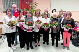 Olching – Rund 90 Senioren folgten der Einladung zur traditionellen Weihnachtsfeier der Olchinger Aktivsenioren und füllten den Saal im Olchinger Rathaus mit festlicher Stimmung und fröhlichem Beisammensein. 