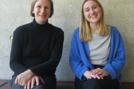 – Im Museum Fürstenfeld waren jetzt Rück- und Ausblick auf das alte und neue Jahr verbunden mit der Vorstellung der beiden neuen Museumsleiterinnen, Dr. Caroline Sternberg (links) und ihrer Stellvertreterin Edigna Hillebrand (rechts).