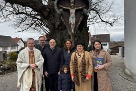 Am Festgottesdienst anlässlich des Gedenktages der seligen Edigna, den Pfarrer Otto Gäng zelebrierte, nahm der neue Generalkonsul der Ukraine Yurii Nykytiuk teil. Im Gottesdienst wurde besonders für die Menschen in der Ukraine und für die Ukraine gebetet.