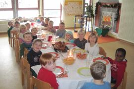 Rahmen des derzeitigen Projekts „die Welt ist nicht genug…“ entschieden  die Kinderhaus-Kinder, dass die erste Station der Reise Nordamerika sein sollte.