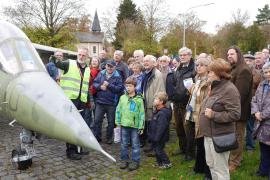 Teilnehmer der Fliegerhorst-Besichtigung