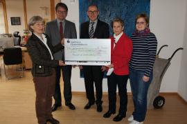Von links Dr. Maria Leitenstein-Gulden, Donum Vitae, Landrat Thomas Karmasin, Klaus Knörr, Sparkasse Fürstenfeldbruck, Renate Grill und Karola Mainberger vom Verein „Freunde von Donum Vitae“.