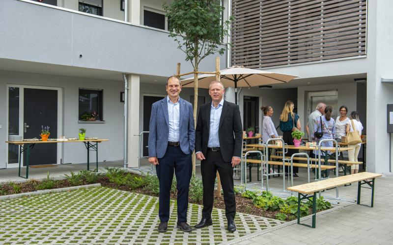 Oberbürgermeister Christian Götz mit OH-Geschäftsführer Jan Termin. 