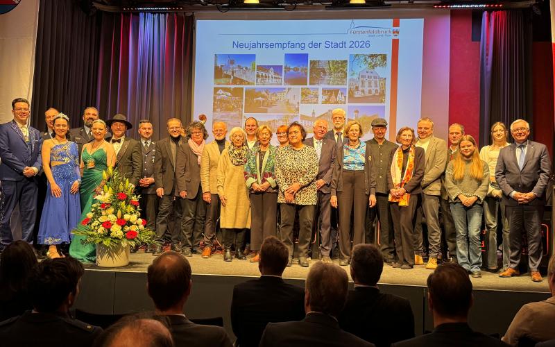 Ehrung verdienter, ehrenamtlich engagierter Brucker Bürger/Innen beim Neujahrsempfang der Stadt. Dank galt auch dem offiziellen Prinzenpaar der Stadt FFB der Heimatgilde Die Brucker e. V. (Prinzessin Larissa I. und Prinz Alexander I.) und dem Prinzenpaar der Faschingsfreunde FFB (Prinzessin Julia I. und Prinz Andreas I.). 