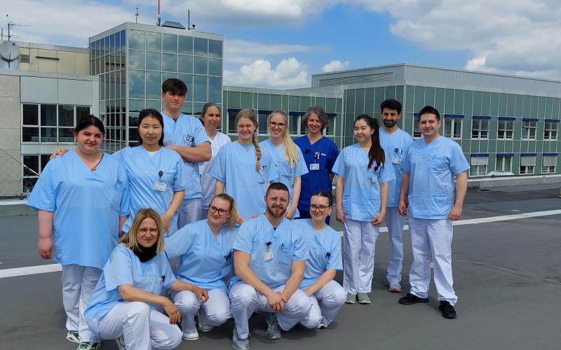 Azubis auf der Helikopterfeld