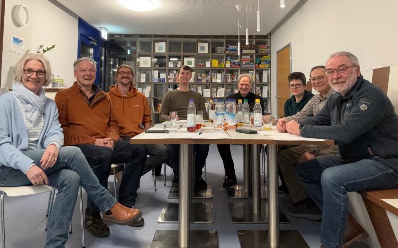 Von links: Daniela Schulte, Fritz Eckard, Daniel Mehren, Patrick Tilemann, Peter Kastenmeier, Susanne Laumer, Gerhard Santner und Michael Stöckemann.