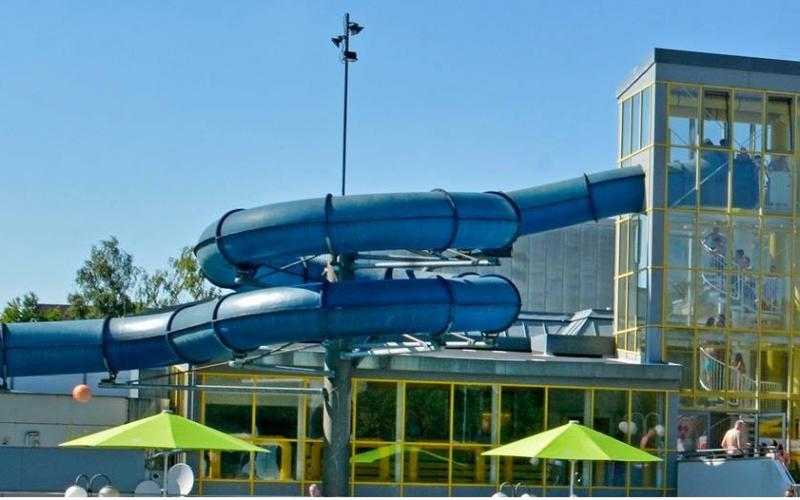 Abbau Wasserrutsche