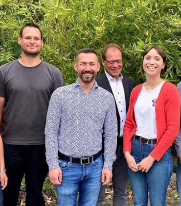 Von links: Ursula Beyer, Henning Krohn (Stellvertreter Leiter ambulante Pflege), Almir Durakovic (Leiter ambulante Pflege), Thomas Müller, Irmila Berwanger (Leitung Tagespflege) sowie Christian Stahl als deren Stellvertreter.