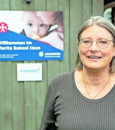 Petra Ott ist Einrichtungsleiterin im Marita-Beissel-Haus der Johanniter. Dank der Spenden für die einzigartige Mutter-Kind-Einrichtung konnten die Kinder in einer geschützten Umgebung ein friedliches Weihnachtsfest feiern.